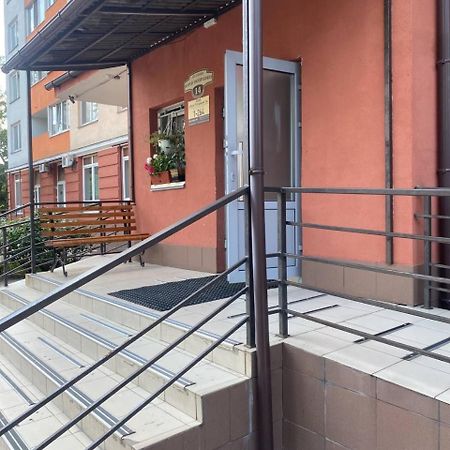 У 2 Хвилинах Від Метро Нова Супер Видова Κίεβο Εξωτερικό φωτογραφία